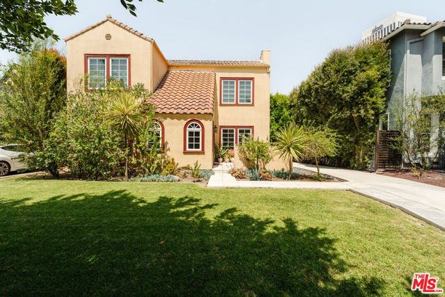 831 S Stanley Avenue, Los Angeles CA: https://media.crmls.org/mediaz/9437ceef-0cf3-4f80-809f-511305fc2881.jpg