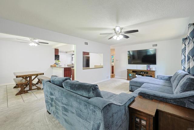 Image 4 of 27 For 7907 Longdale