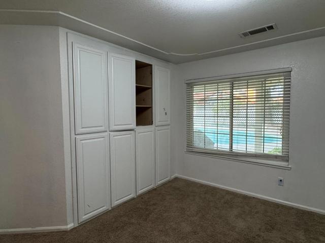 1703 Monte Grosso Drive, Merced CA: https://media.crmls.org/mediaz/9438a86d-d952-4898-9a9b-199506c1e527.jpg