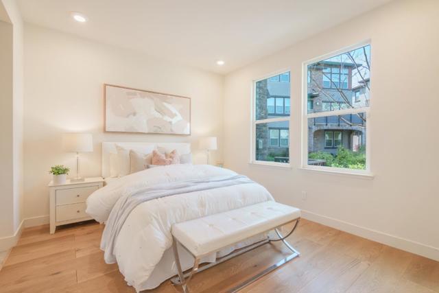 897 Fillmore Terrace, Sunnyvale CA: https://media.crmls.org/mediaz/94397636-7beb-42d9-adec-08dde1d147ce.jpg