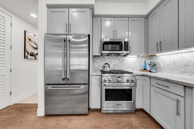 769 Eppleton Lane, Foster City CA: https://media.crmls.org/mediaz/9439c335-ec58-4931-afe8-1b0eab360aaf.jpg