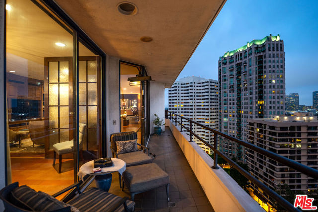 10601 Wilshire Boulevard, Los Angeles CA: https://media.crmls.org/mediaz/943a5cdd-b264-4ee9-98ca-eb17f905efa1.jpg