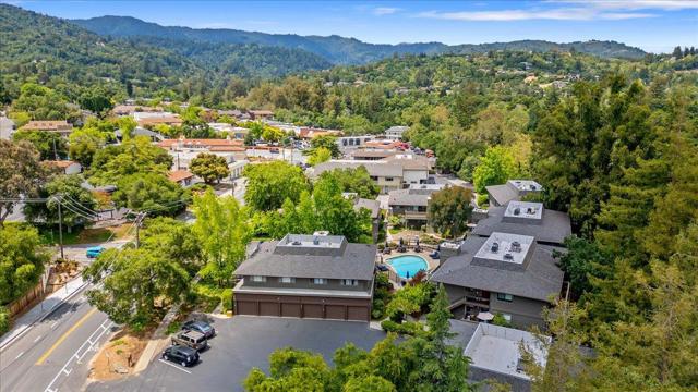 14357 Saratoga Avenue, Saratoga CA: https://media.crmls.org/mediaz/943ae5b9-6231-4daf-bd32-780f2f4c2d24.jpg