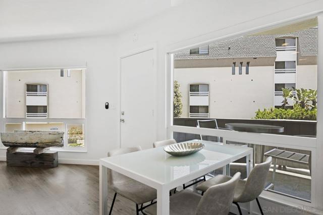 3980 Crown Point Drive, San Diego CA: https://media.crmls.org/mediaz/943c514f-cef5-41fb-9ae4-acc63abea576.jpg