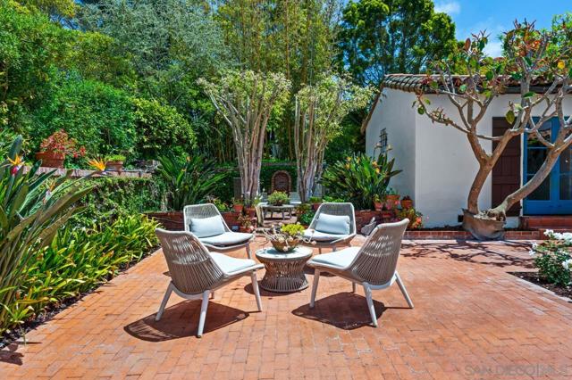 7316 Encelia Dr., La Jolla CA: https://media.crmls.org/mediaz/943cef09-f73b-4464-a6aa-b1a4f9043345.jpg
