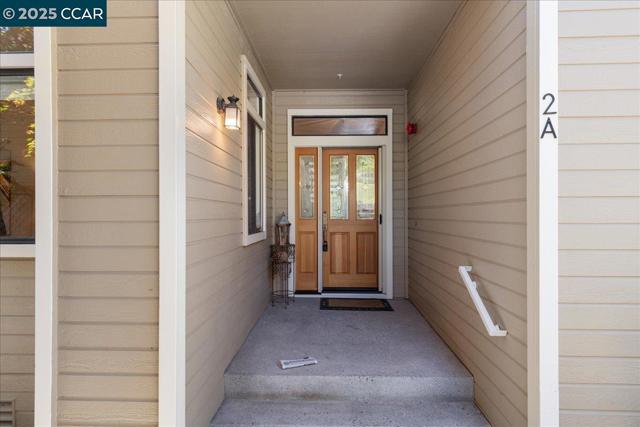 5501 Terra Granada Dr, Walnut Creek CA: https://media.crmls.org/mediaz/943d618c-0477-43e6-9a21-54eb7d273e55.jpg