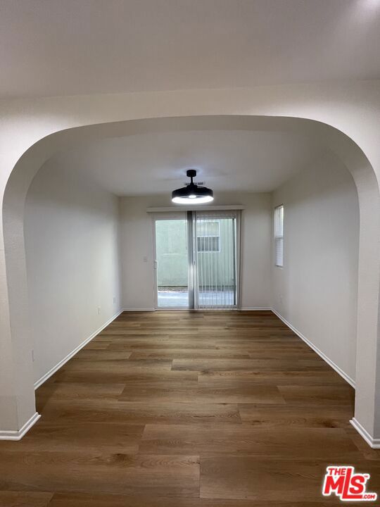 121 Cancion Way, Los Angeles CA: https://media.crmls.org/mediaz/943da04c-68ae-490e-ac2e-fbce96d6b25d.jpg