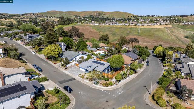 1400 Granada St, Vallejo CA: https://media.crmls.org/mediaz/943e0a06-7ffa-48af-ac0a-6c26c6966bd7.jpg