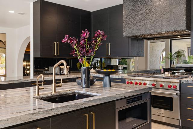 70663 Oroville Circle, Rancho Mirage CA: https://media.crmls.org/mediaz/943e4e9f-e88d-4f5d-acb2-bd4f84adfcae.jpg