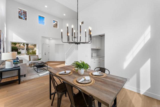 Detail Gallery Image 6 of 40 For 522 Lupine Way, Oceanside,  CA 92057 - 5 Beds | 3 Baths