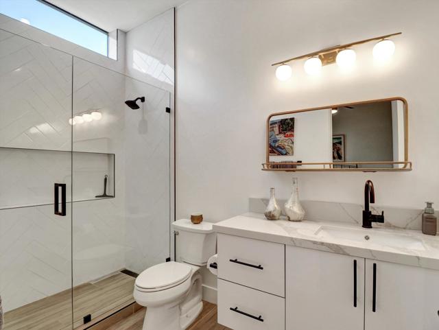 54050 Avenida Obregon, La Quinta CA: https://media.crmls.org/mediaz/943f9dcb-ba4b-448c-b900-5c78f781b9c1.jpg