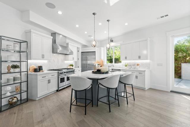 2002 Sunnyview Lane, Mountain View CA: https://media.crmls.org/mediaz/943feeea-d345-4488-ba3b-8699abab9ff3.jpg