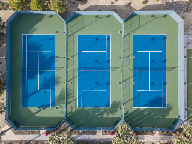 81207 Santa Rosa Court, La Quinta CA: https://media.crmls.org/mediaz/944039bc-c212-420f-ad9e-e1eaad00f8d6.jpg