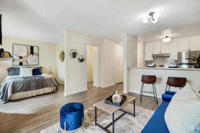 368 Imperial Way, Daly City CA: https://media.crmls.org/mediaz/94404763-4de9-48fa-9c75-4c1bdfe00230.jpg