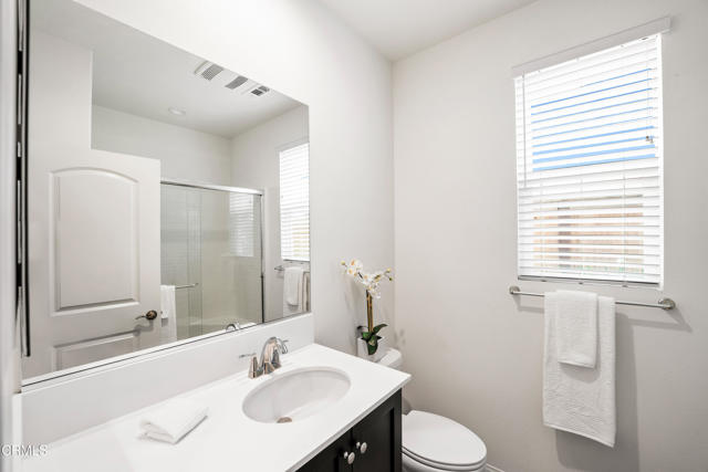 481 Alabama Street, Ventura CA: https://media.crmls.org/mediaz/944101ba-8a6c-49e9-b892-418a41cae798.jpg