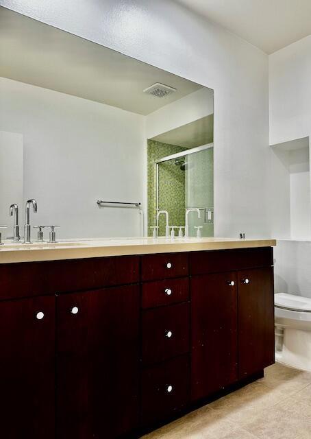 870 E Palm Canyon Drive, Palm Springs CA: https://media.crmls.org/mediaz/94414c0d-f257-4d6a-96b5-53afad527b40.jpg