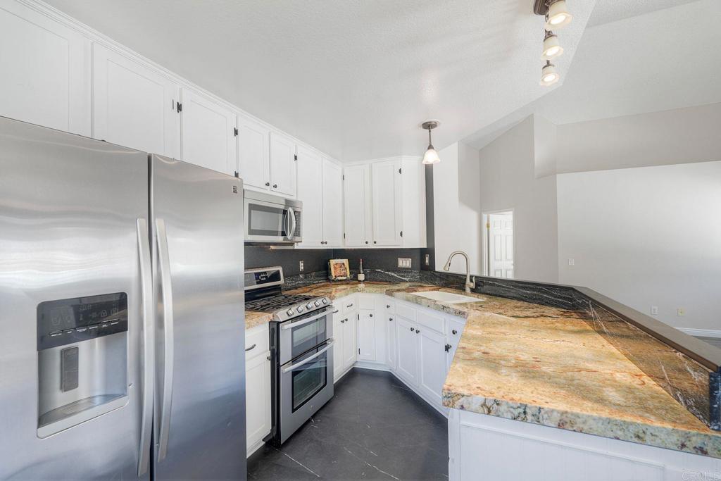 520 Barnett Drive - photo 5