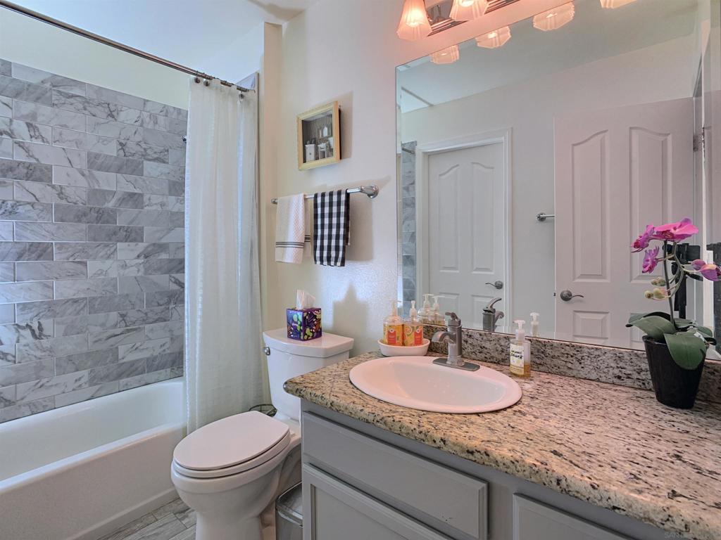 15024 Avenida Venusto - photo 19