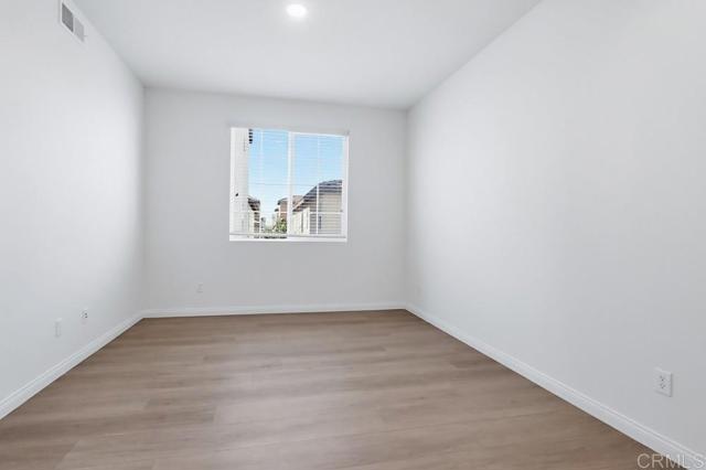 Detail Gallery Image 38 of 46 For 1720 Santa Ivy Ave, Chula Vista,  CA 91913 - 5 Beds | 3/1 Baths