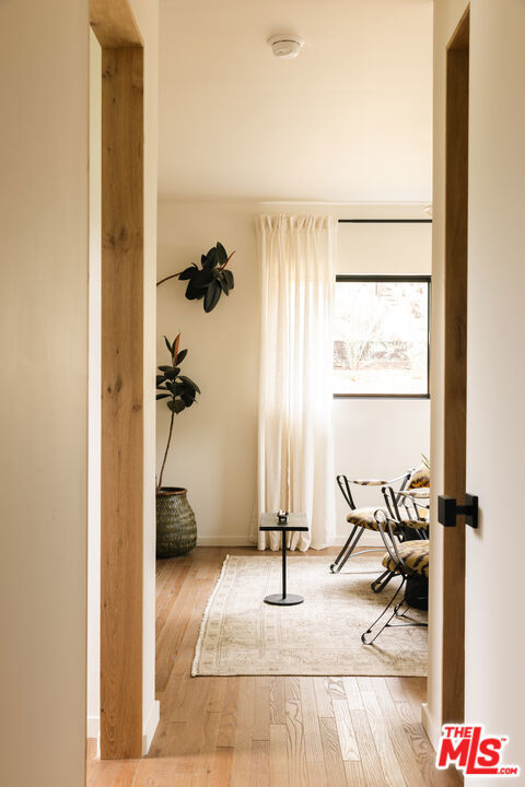 710 Amador Street, Los Angeles CA: https://media.crmls.org/mediaz/94442eb4-4ad4-478f-9c00-3385aaff0293.jpg