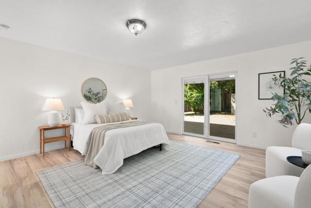 607 Saint Andrews Drive, Aptos CA: https://media.crmls.org/mediaz/944509e8-6ce7-4ea2-9e3b-d1221a54e2b4.jpg
