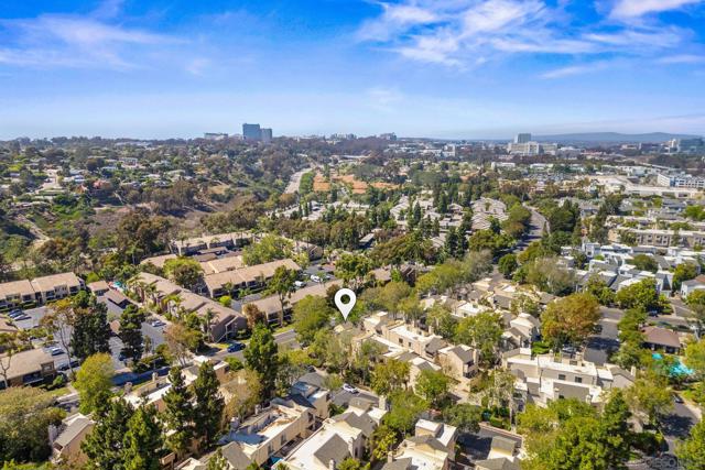 8451 Via Mallorca Unit 31, La Jolla CA: https://media.crmls.org/mediaz/9445f778-6cc1-45d6-bfa5-2f6620976bac.jpg