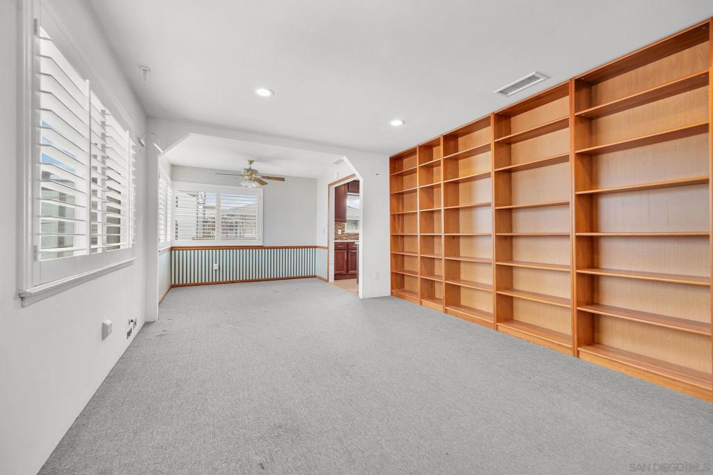 4560 Miami Way - photo 3