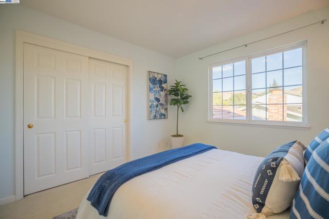 42001 Via San Gabriel, Fremont CA: https://media.crmls.org/mediaz/944891d8-865d-488a-8906-a7257837c78e.jpg
