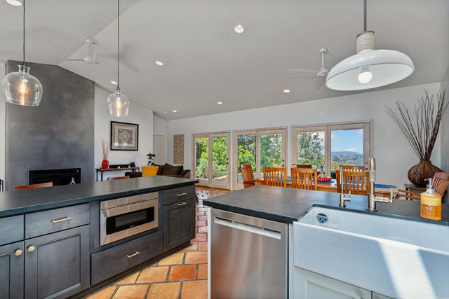 Image 21 of 73 For 12471 Mirar De Valle Road