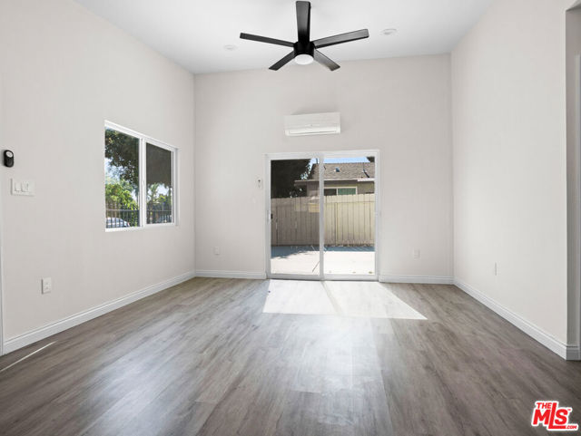 891 E 6th Street, Pomona CA: https://media.crmls.org/mediaz/9448eeef-ab4f-48f5-aefb-73c42c69d240.jpg