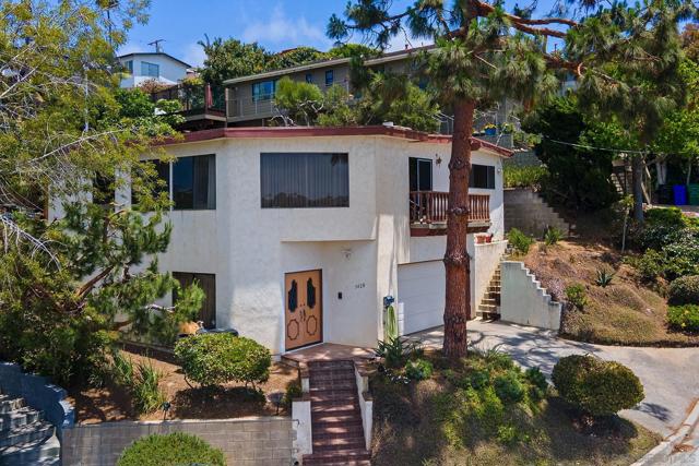 3428 Quimby St, San Diego CA: https://media.crmls.org/mediaz/94491d25-8fea-4a44-8be5-1362d147dd31.jpg