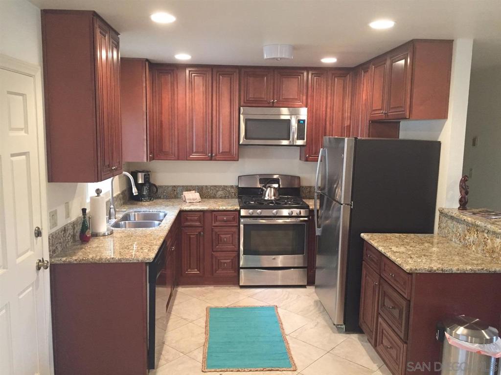 1460 Oliver Avenue - photo 6
