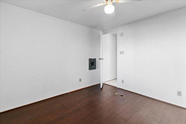 32222 Cody Avenue, Thousand Palms CA: https://media.crmls.org/mediaz/944ba47a-4574-440d-b697-1e7b3413c486.jpg