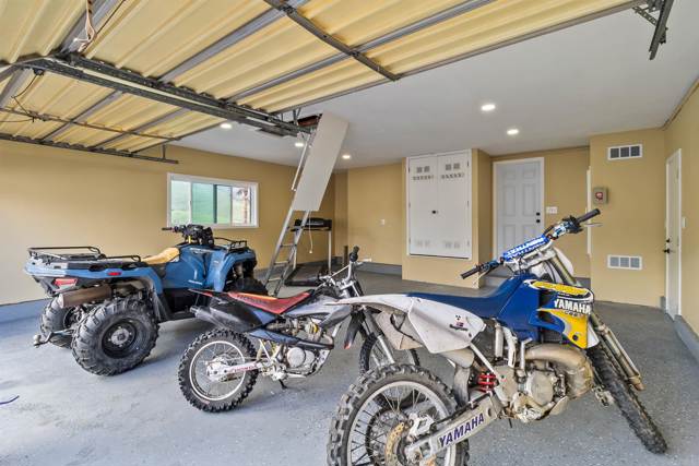 12200 Tesla Rd, Livermore CA: https://media.crmls.org/mediaz/944c1fdf-084d-43a0-b1a4-6170362621af.jpg