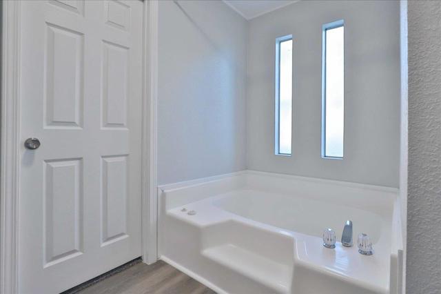 140 Granada Drive, Lodi CA: https://media.crmls.org/mediaz/944c8d76-065a-4f00-9997-97af26aaaed4.jpg