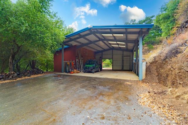 5224 Twin Falls Road, Morgan Hill CA: https://media.crmls.org/mediaz/944eb47f-e029-46ce-8dac-d848705d1602.jpg