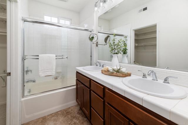 Detail Gallery Image 19 of 36 For 13009 Carita, San Diego,  CA 92130 - 3 Beds | 2/1 Baths