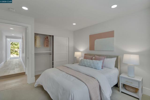 127 Caminar Way, Walnut Creek CA: https://media.crmls.org/mediaz/944f354f-2e9d-481c-aabf-e8cb8d37f201.jpg