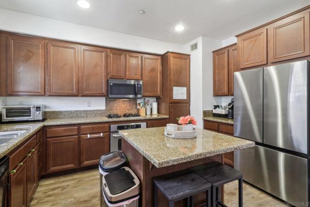 2155 Playa Dr., Chula Vista CA: https://media.crmls.org/mediaz/944f62c3-c1f8-4278-9190-6f7ac3b1e78a.jpg