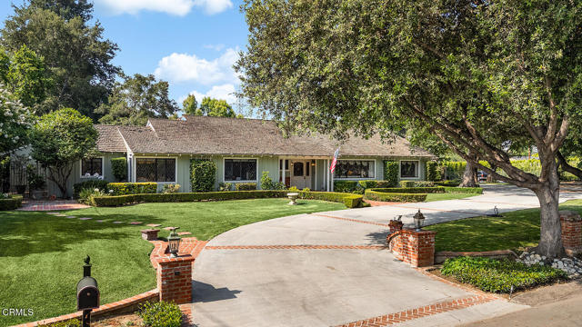 3350 Lombardy Road, Pasadena CA: https://media.crmls.org/mediaz/94506f91-1eac-4b8e-a8e7-b9f27ca8312d.jpg