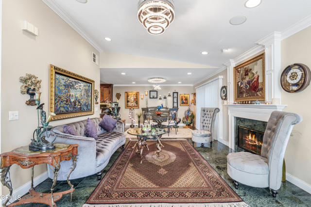 Detail Gallery Image 4 of 40 For 2696 Antonio Dr, Camarillo,  CA 93010 - 3 Beds | 2/1 Baths