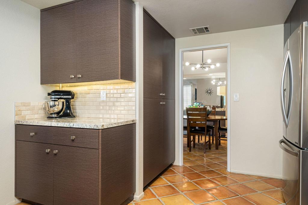 MLS #219138564DA image #11