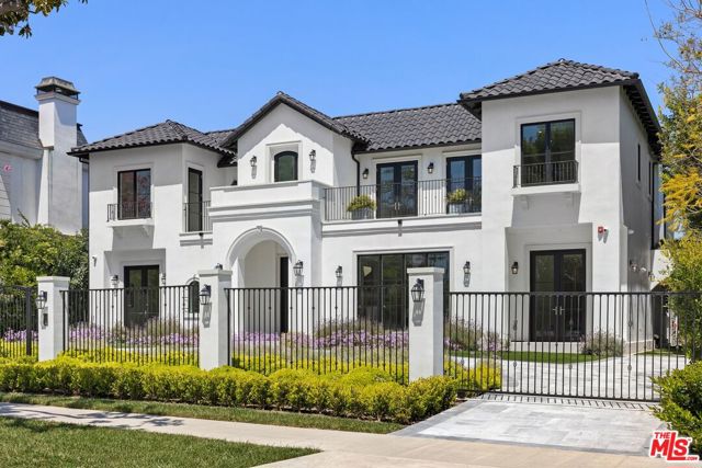Image 1 of 42 For 722 Camden Drive
