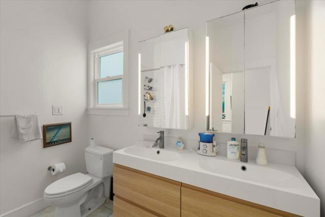 414 Bryant Street, San Francisco CA: https://media.crmls.org/mediaz/9454d078-ff9b-4ea1-a902-ff0b86dcdd01.jpg