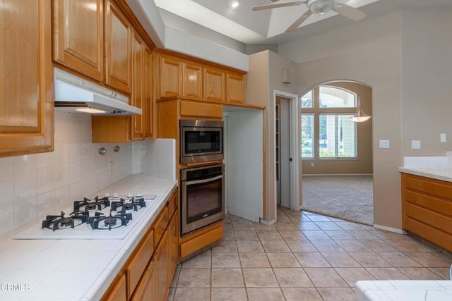 Detail Gallery Image 22 of 51 For 13300 Coco Palm Ct, Bakersfield,  CA 93314 - 4 Beds | 3 Baths