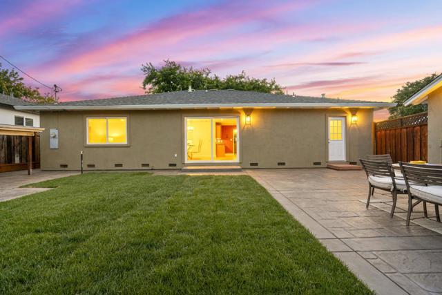 68 N Midway Street, Campbell CA: https://media.crmls.org/mediaz/9458d050-d1f3-4385-b9c0-ce9e75967061.jpg