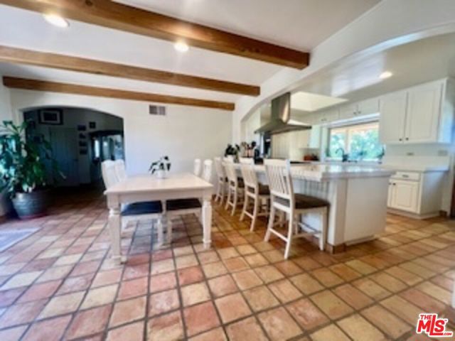 3044 Camino Cielo, Fallbrook CA: https://media.crmls.org/mediaz/945a142f-0e13-474f-9498-f0febe030e83.jpg