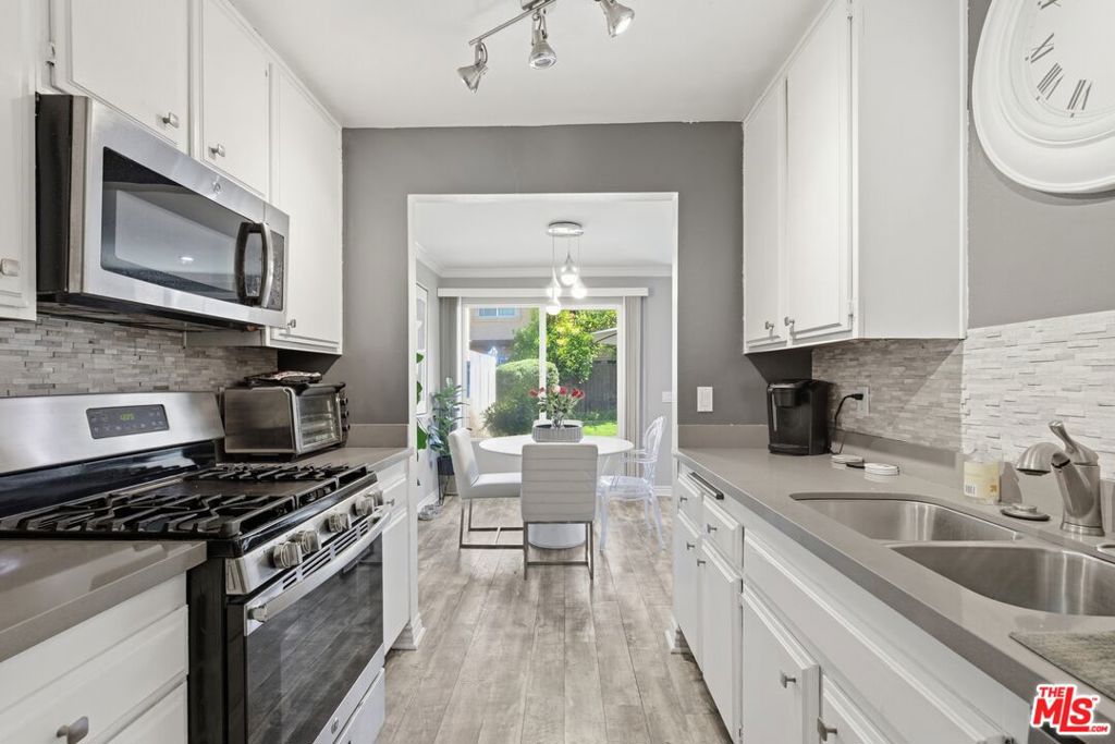 12328 Runnymede Street #4