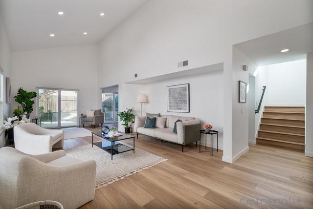 11289 Silver Buckle Way, San Diego CA: https://media.crmls.org/mediaz/945afebe-22fb-43ac-9710-e33998e8218a.jpg