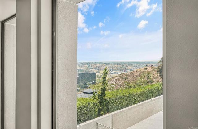 Detail Gallery Image 37 of 45 For 3112 N Mountain View Dr, San Diego,  CA 92116 - 4 Beds | 2 Baths